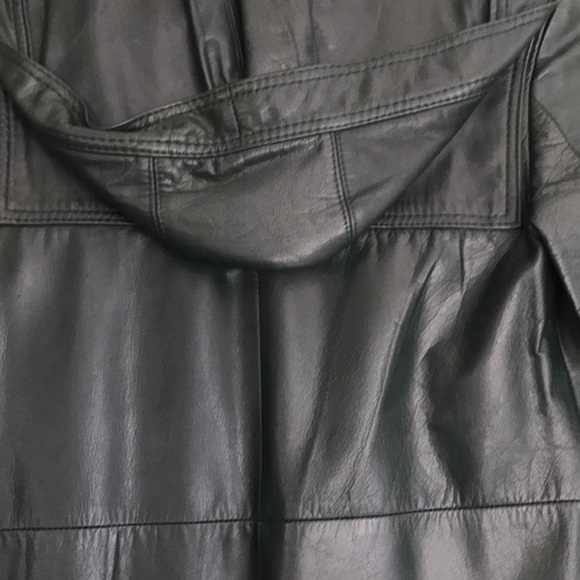 Coat - Picture 3 of 6